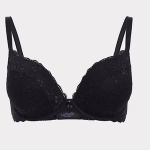 Torrid BLACK LACE PUSH-UP PLUNGE BRA